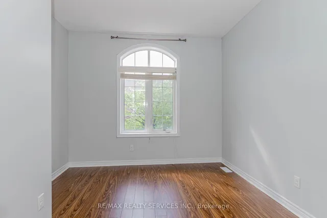 Additional image 43 of 17 Primo Rd
