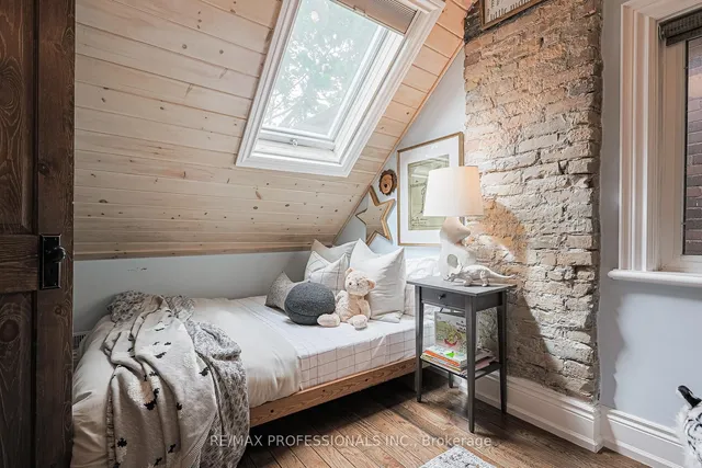 Additional image 30 of 36 Lake Shore Dr