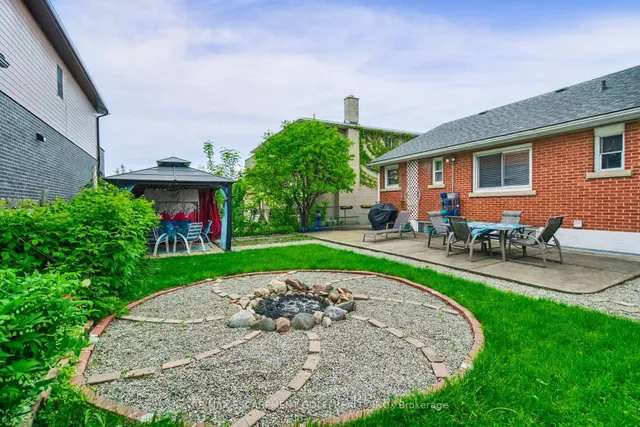 Additional image 35 of 271 Margaret Ave