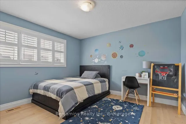 Additional image 31 of 194 Gravel Ridge Tr