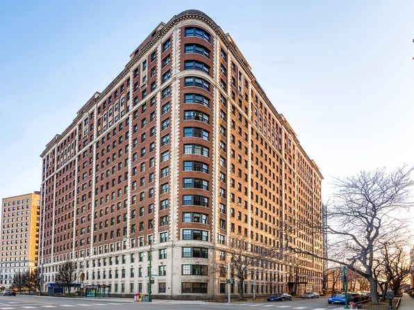 3750 N Lake Shore Dr APT 16H, Chicago, IL 60613