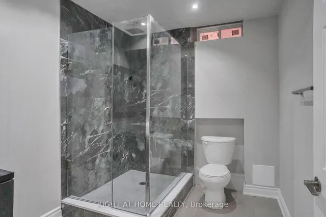 Additional image 40 of 39 Walbrook Rd