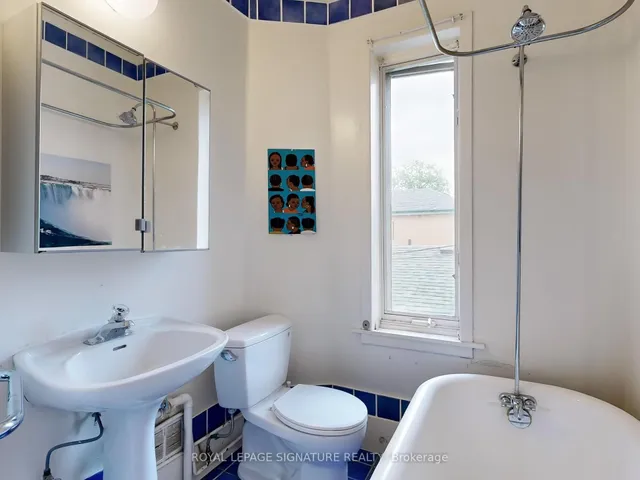 房产图片 31 - 130 Manning Ave