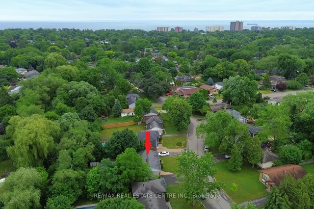 房产图片 34 - 405 Erindale Dr