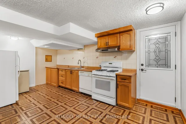 Additional image 40 of 114 Agincourt Dr
