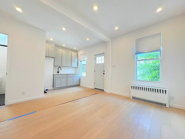 504 Midwood St, Brooklyn, NY 11225
