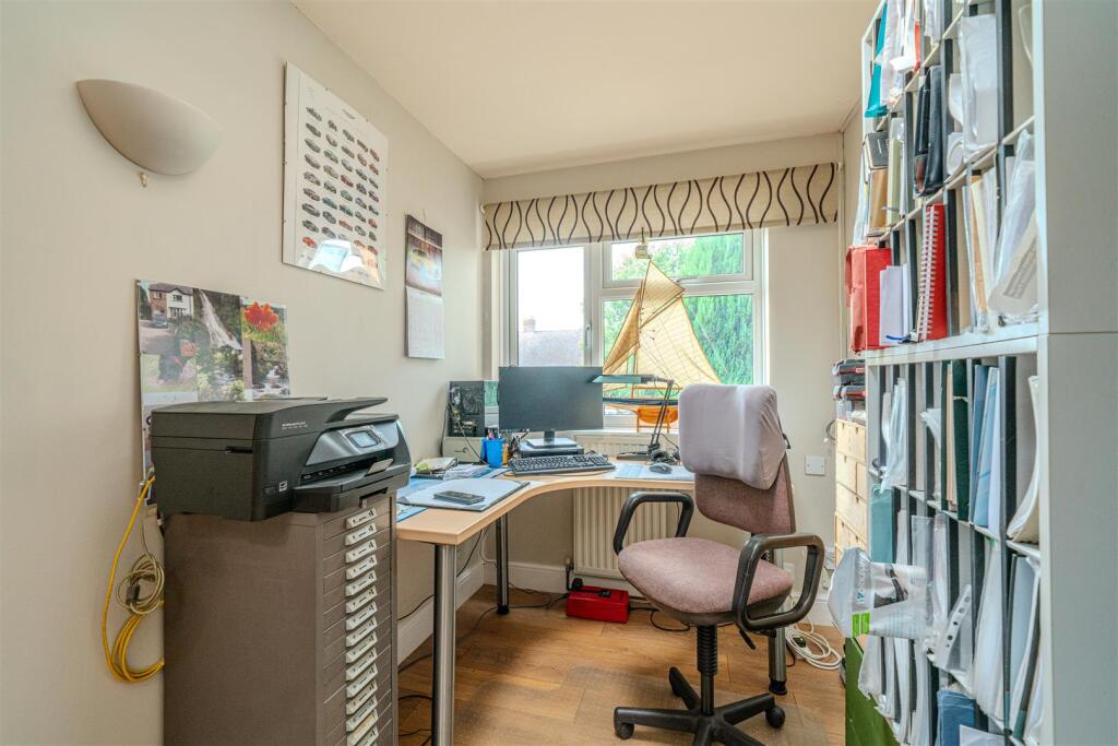 Additional image 13 of Langley Crescent, St. Albans