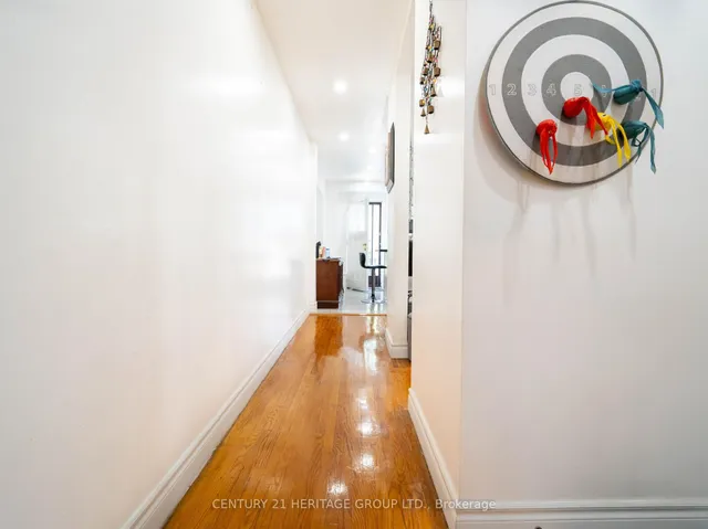 Additional image 38 of 59 NORTH BONNINGTON Ave