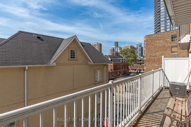 Additional image 26 of 205 Wellesley St Unit 205