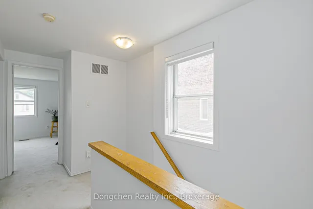 Additional image 27 of 94 Mossbrook Cres