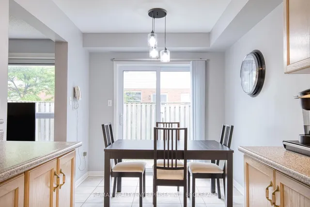 Additional image 11 of 800 Paramount Dr Unit 2