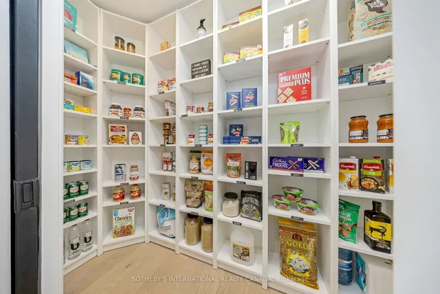 房产图片 21 - 10 Meander Clse