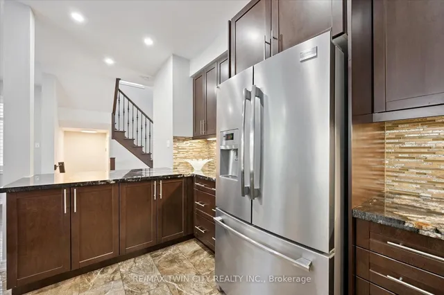 Additional image 18 of 79 Padua Cres