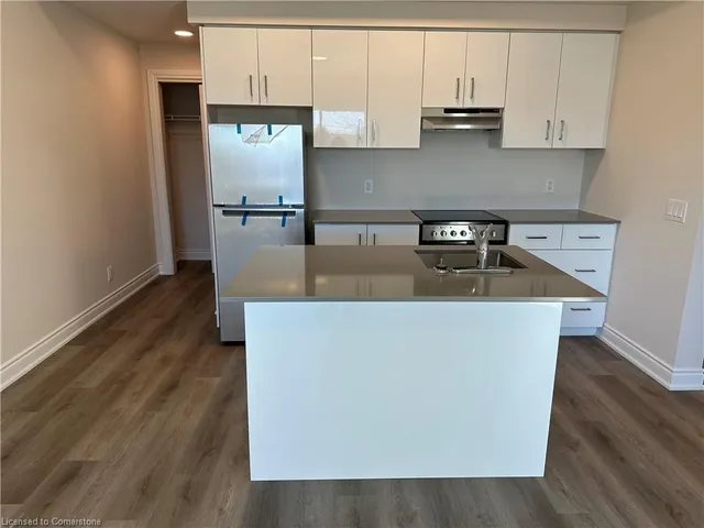 Additional image 9 of 259 King St Unit 2D