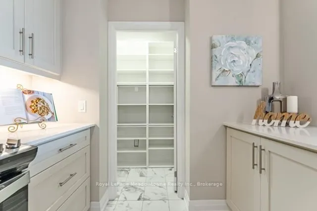 Additional image 9 of 830 Megson Terr Unit 422