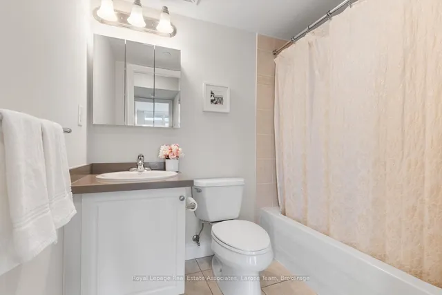 Additional image 19 of 3 Marine Parade Dr Unit 1108
