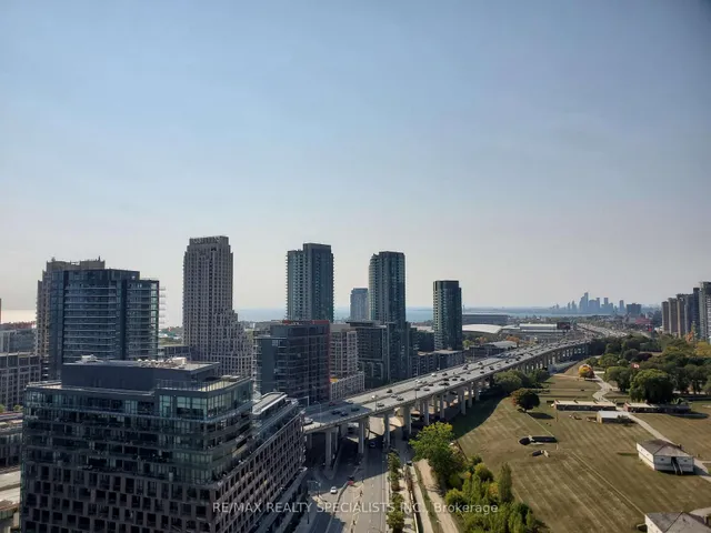 Additional image 16 of 170 Fort York Blvd Unit 1901