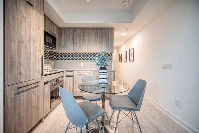 Additional image 13 of 1200 Dundas St Unit 407