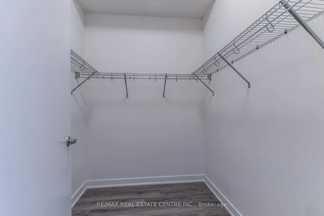 房产图片 26 - 340 Plains Rd 单元 611