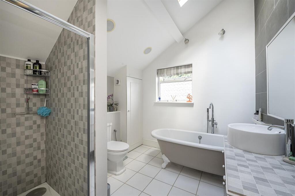 Additional image 11 of Park Hill, Harpenden