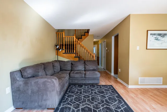 Additional image 8 of 1380 Treeland St