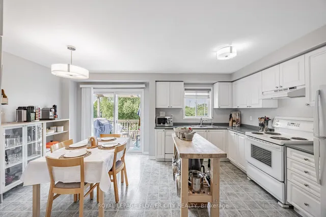 Additional image 11 of 120 Railroad St Unit 40