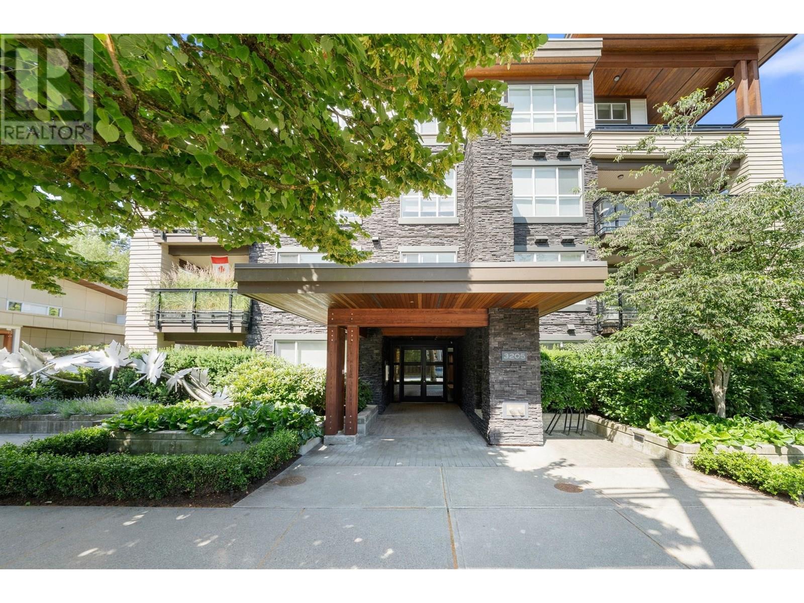 117 3205 MOUNTAIN HIGHWAY|North Vancouver, British Columbia V7K0A3