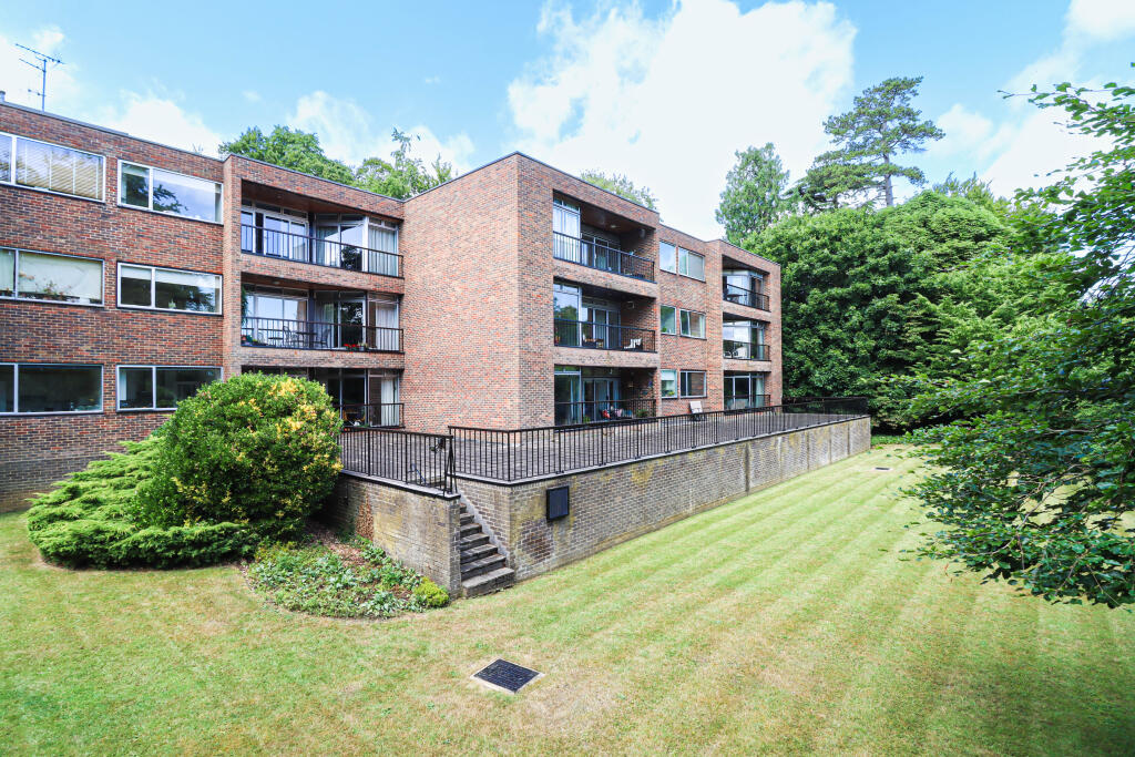 Hillcrest, King Harry Lane, St Albans, AL3