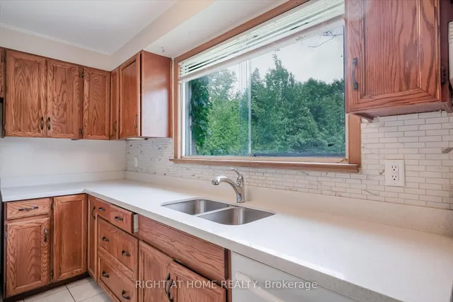 Additional image 5 of 33 Erinlea Cres