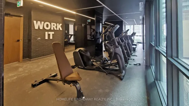 Additional image 46 of 327 King St Unit 1005