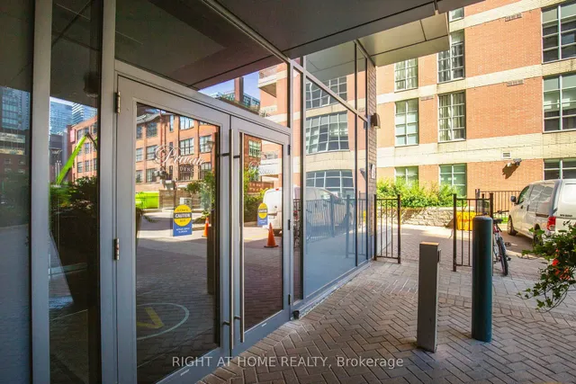 Additional image 27 of 478 king St Unit 312