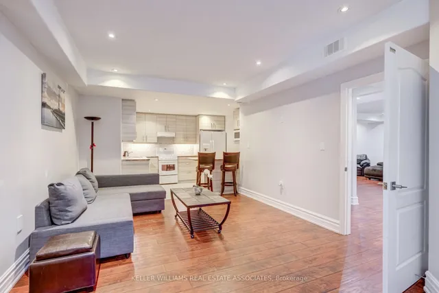 Additional image 41 of 20 Cannington Cres