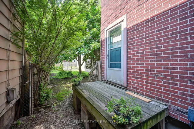 Additional image 23 of 26 Mars Ave