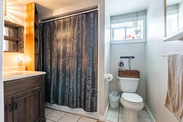 Additional image 17 of 954 Beach Blvd