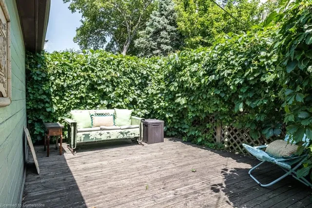 Additional image 37 of 39 Maplewood Ave