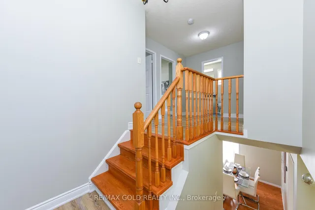 Additional image 17 of 86 Charleswood Circ
