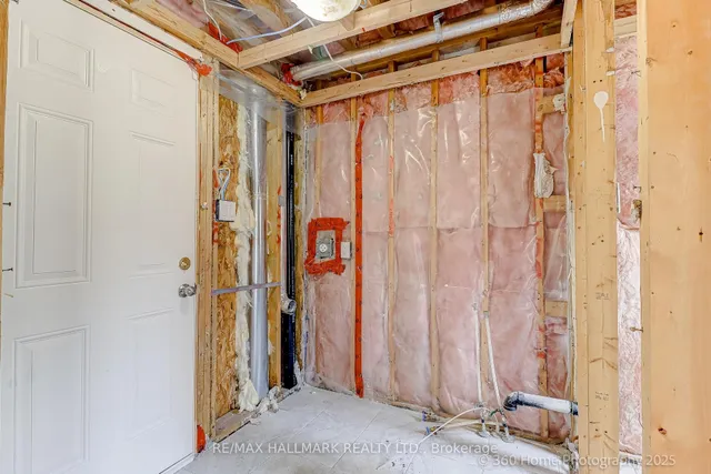 Additional image 40 of 6 Aspen Hills Rd