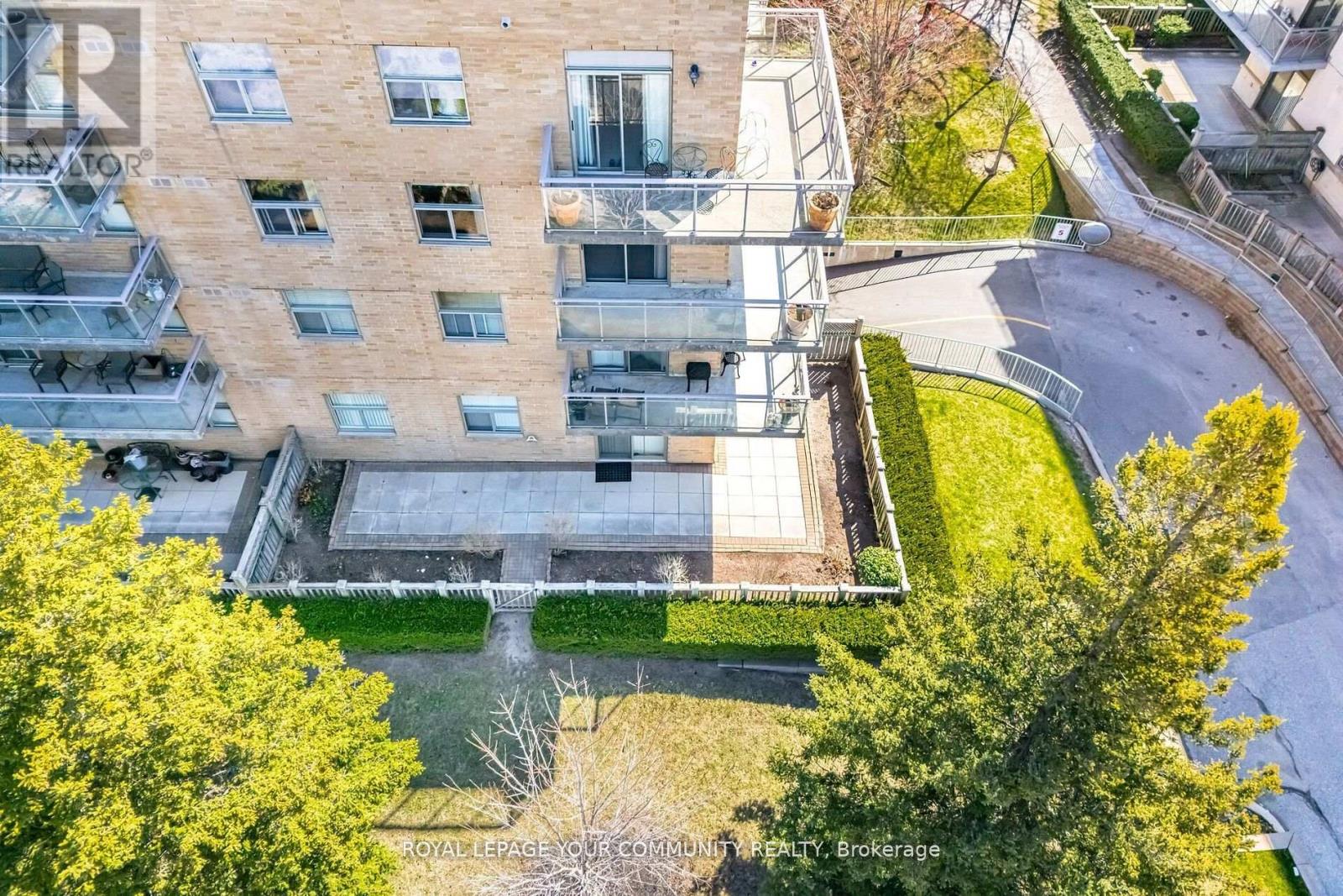 112 - 2502 RUTHERFORD ROAD|Vaughan (Concord), Ontario L4K5N6