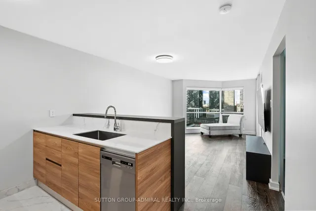 Additional image 3 of 10 Yonge St Unit 1910