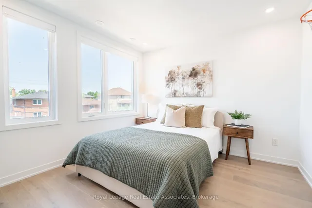 Additional image 28 of 120 Green Gardens Blvd