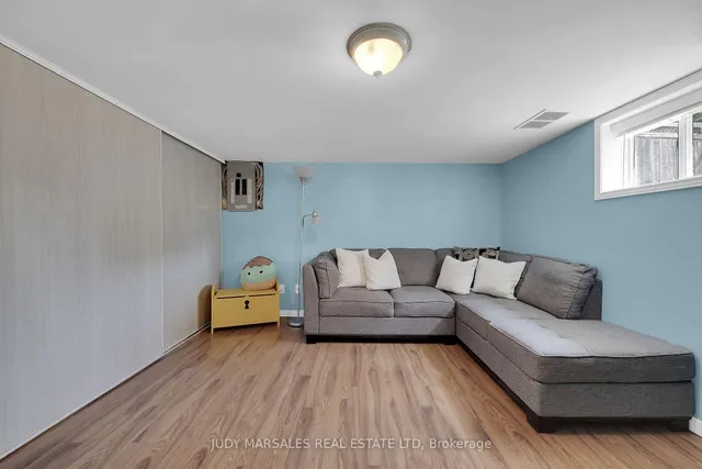 Additional image 24 of 59 East 26th St