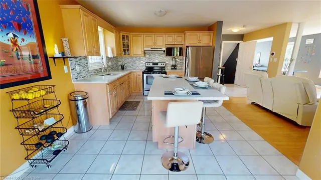 Additional image 10 of 51 Highgate Rd