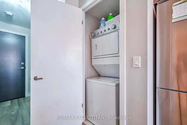 Additional image 25 of 5220 Dundas St Unit D413