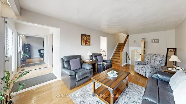 Additional image 5 of 12 Franson Cres