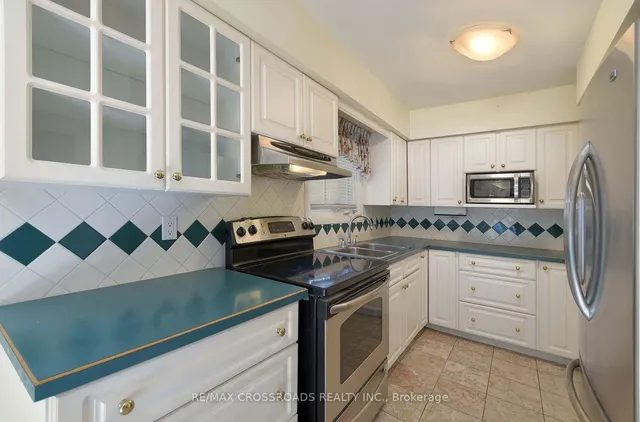 Additional image 13 of 17 Brownridge Cres