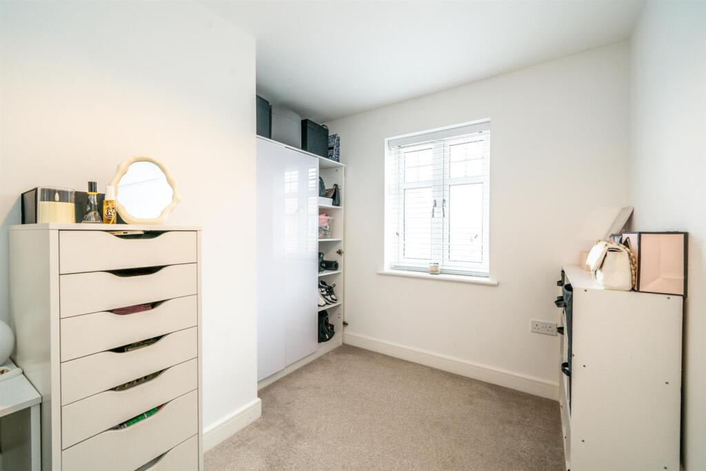 Additional image 10 of Kestrel Way, St. Albans