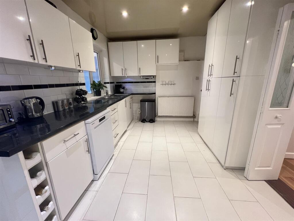 Additional image 16 of The Crescent, Queslett Road, Birmingham