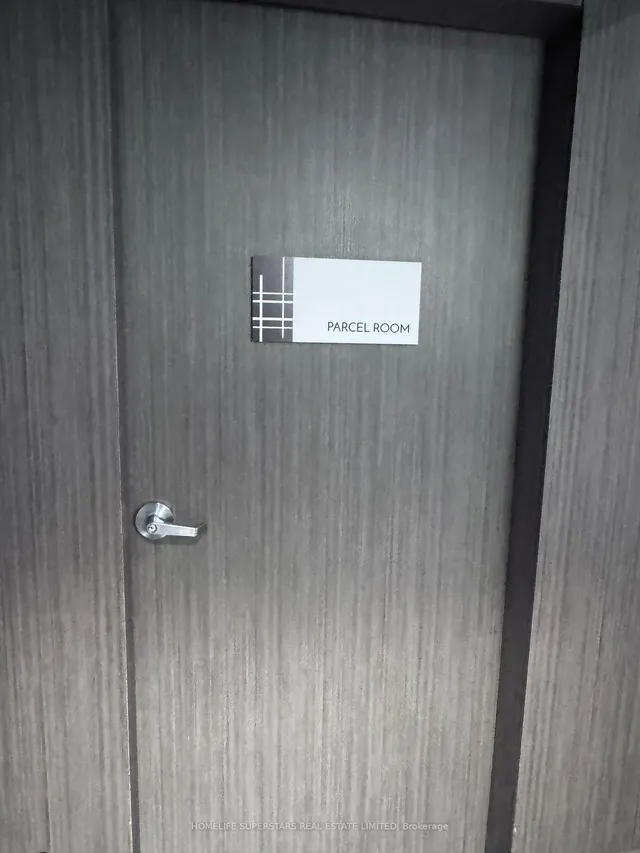 Additional image 10 of 181 Dundas St Unit 611