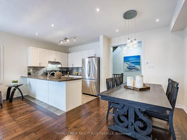Primary image of 54 Nisbet Blvd Unit 12