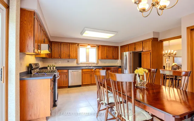 Additional image 11 of 7 Marker Crt